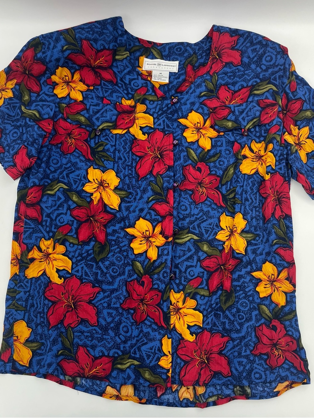 Vintage Maggie Lawrence Floral Button up 100% Rayon Medium